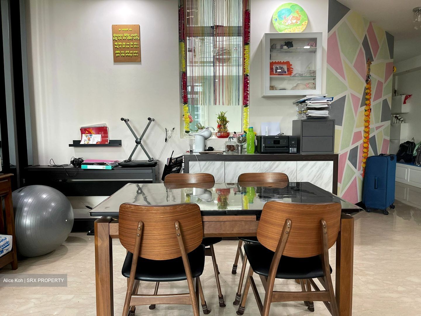 Compass Heights (D19), Apartment #576123301